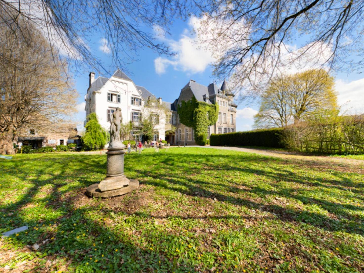 Le Petit Chateau De Blier Villa Erezee Luaran gambar
